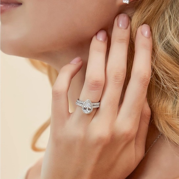 1.5CT 925 Sterling Silver Wedding Band Ring Set Cubic Zirconia Solitaire - Picture 2 of 5